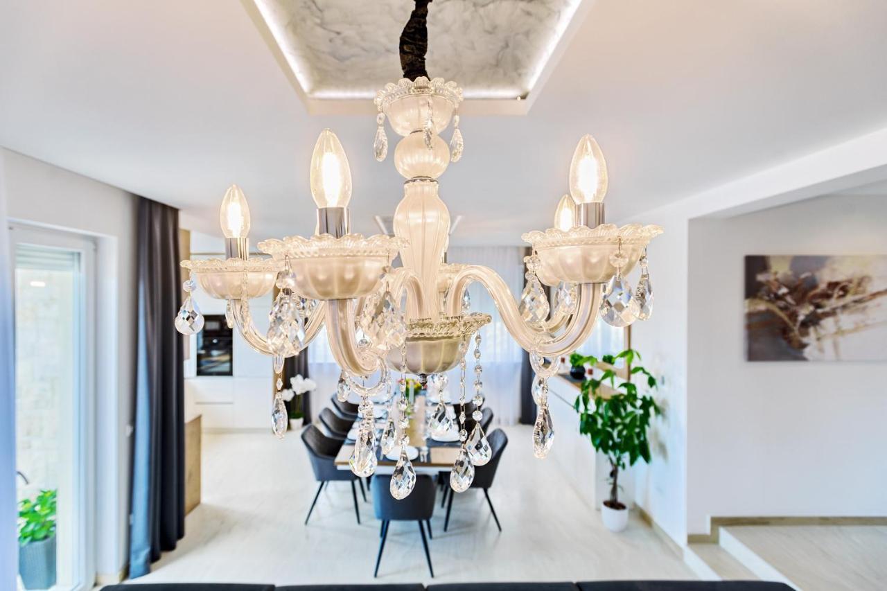 Luxury Stone Villa With Pool - Brisevo Экстерьер фото