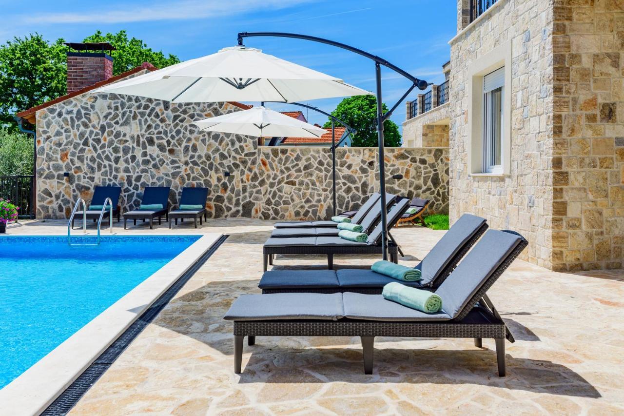 Luxury Stone Villa With Pool - Brisevo Экстерьер фото