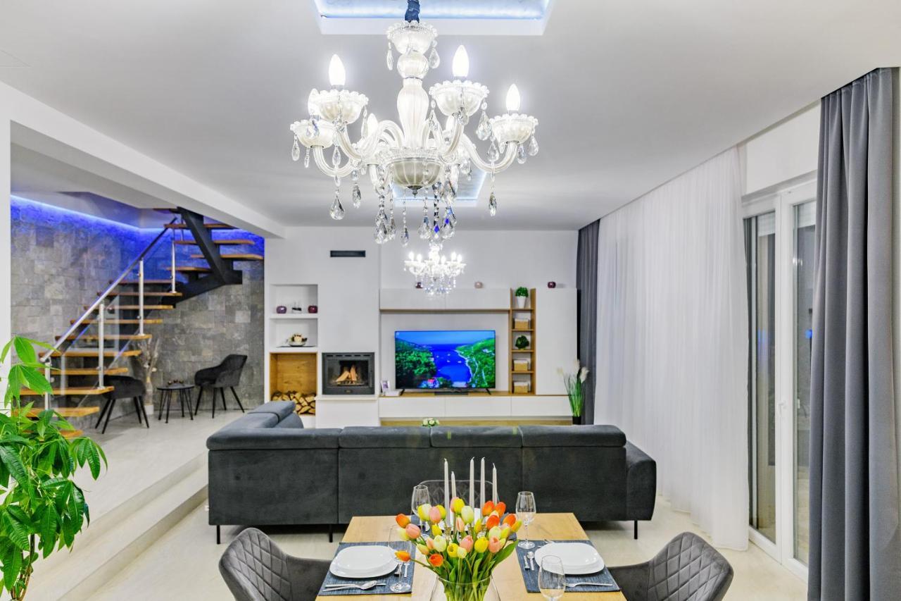 Luxury Stone Villa With Pool - Brisevo Экстерьер фото