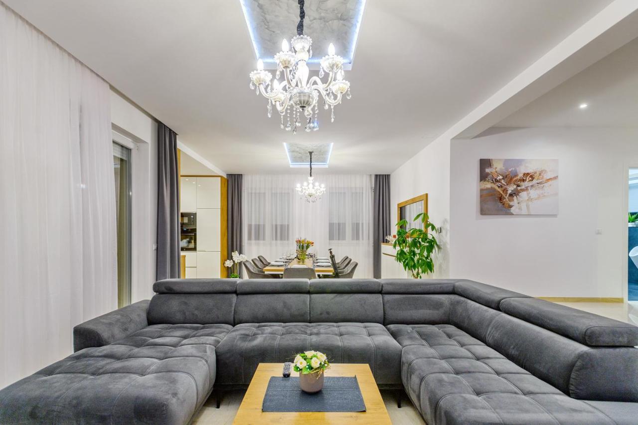 Luxury Stone Villa With Pool - Brisevo Экстерьер фото