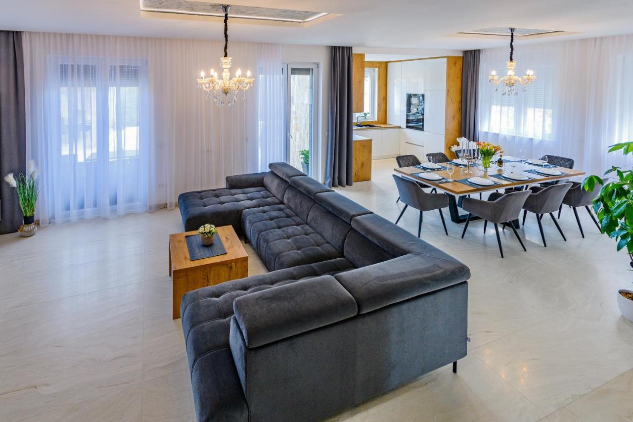 Luxury Stone Villa With Pool - Brisevo Экстерьер фото